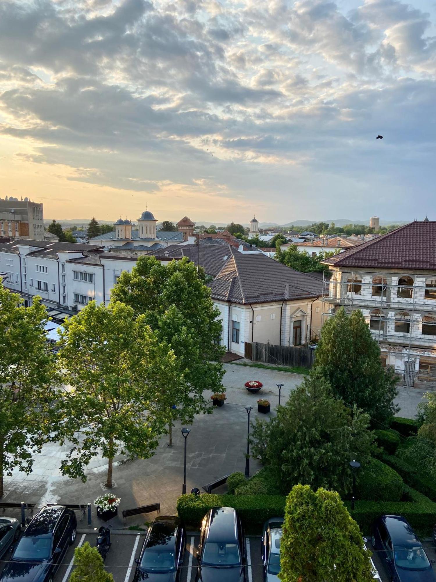 Old Town View- Central Apartment Targoviste Extérieur photo